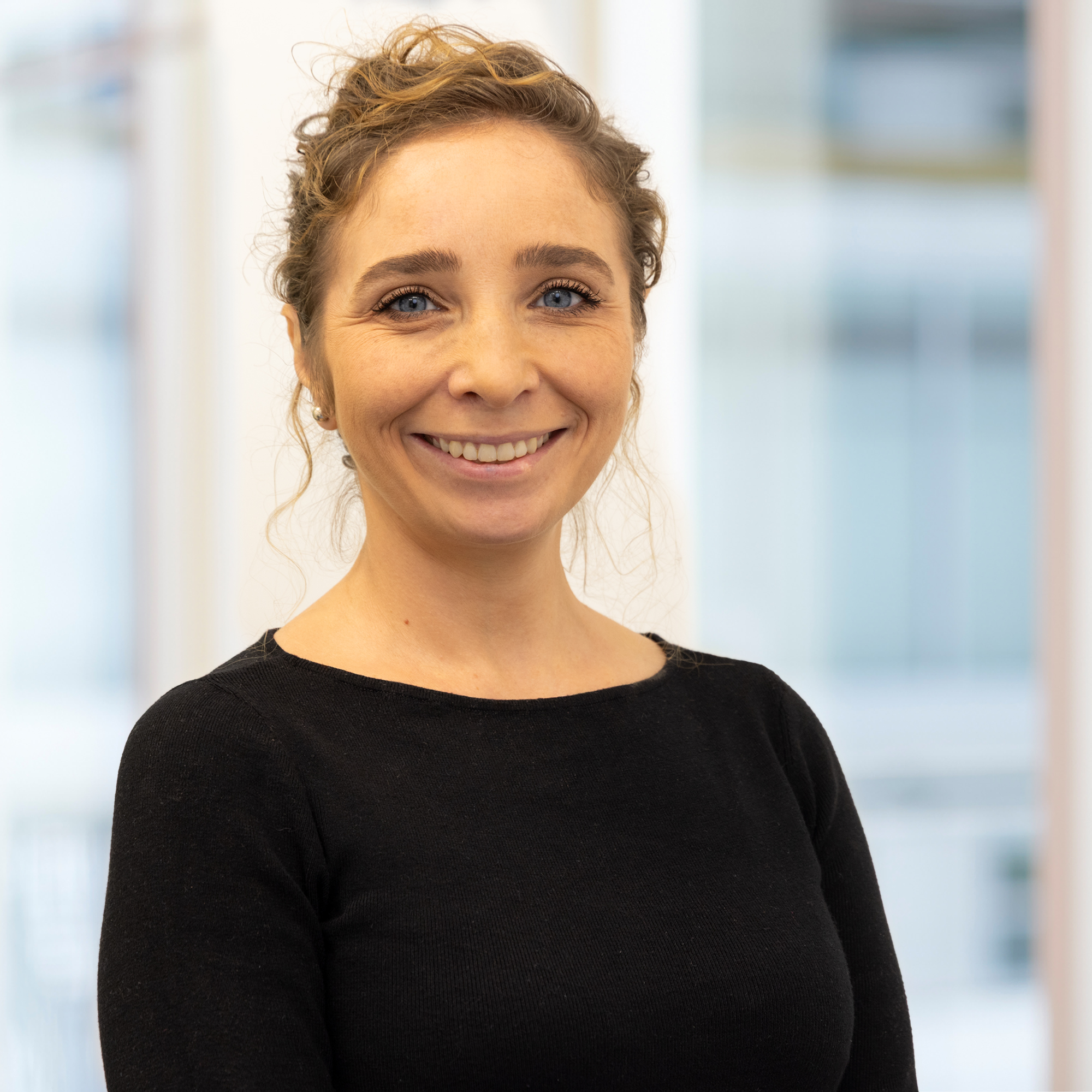 Dr. Bozena Agnieszka Czech-Zechmeister